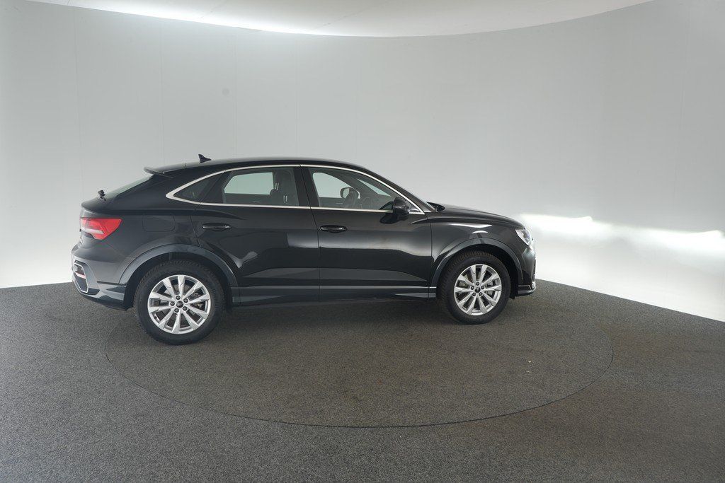 Audi Q3 Sportback 40 TFSI quattro S tronic MMI Navi foto 6