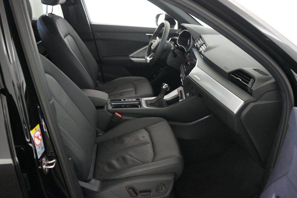 Audi Q3 Sportback 40 TFSI quattro S tronic MMI Navi foto 9