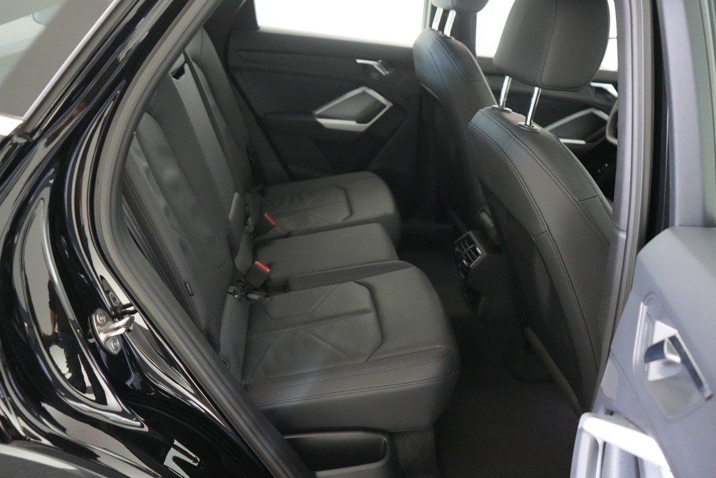 Audi Q3 Sportback 40 TFSI quattro S tronic MMI Navi foto 10