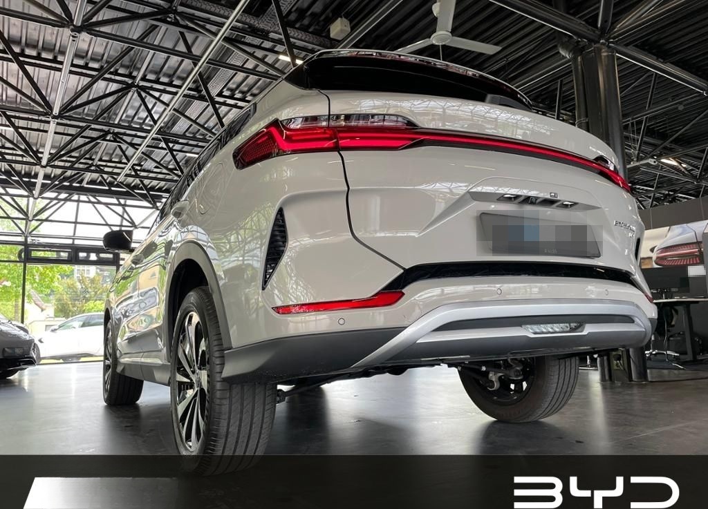 BYD SEAL U DM-i Design 360 AUT DynLicht HUD Kam. LM foto 19