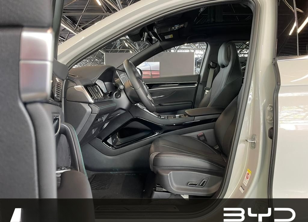 BYD SEAL U DM-i Design 360 AUT DynLicht HUD Kam. LM foto 3