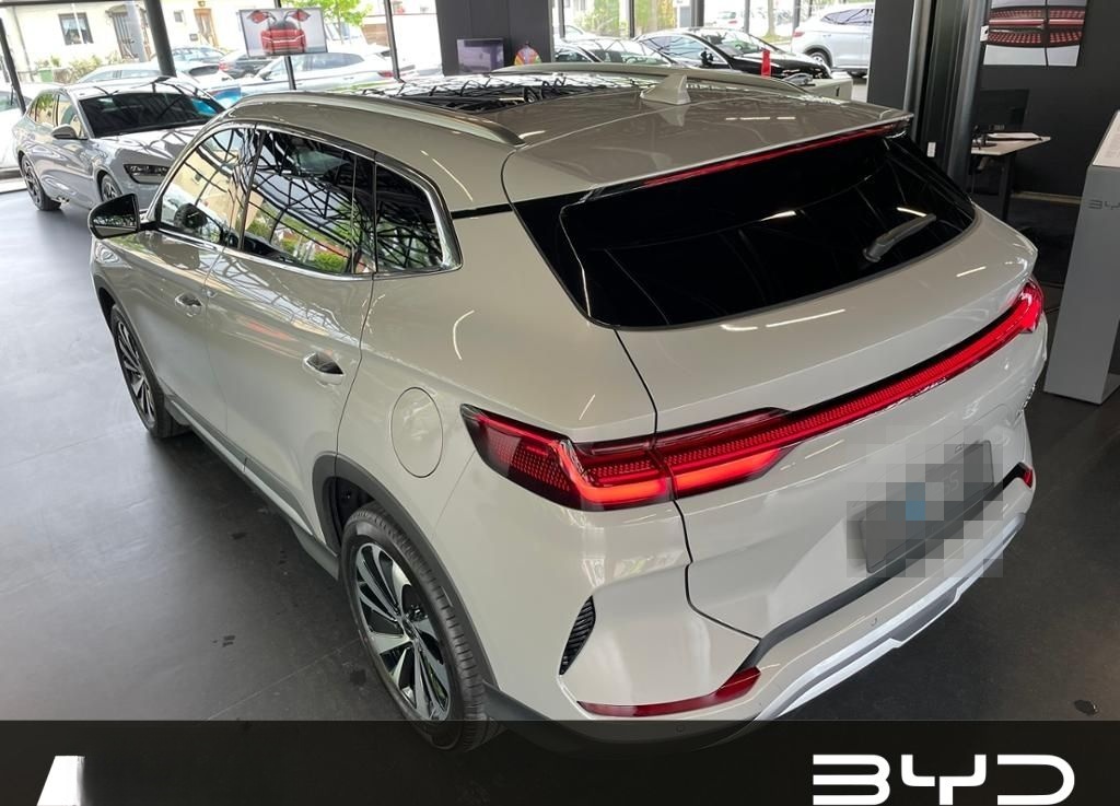 BYD SEAL U DM-i Design 360 AUT DynLicht HUD Kam. LM foto 7