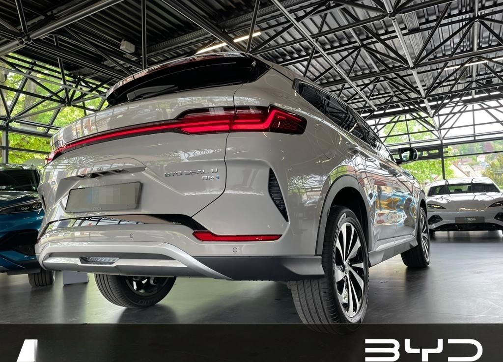 BYD SEAL U DM-i Design 360 AUT DynLicht HUD Kam. LM foto 8