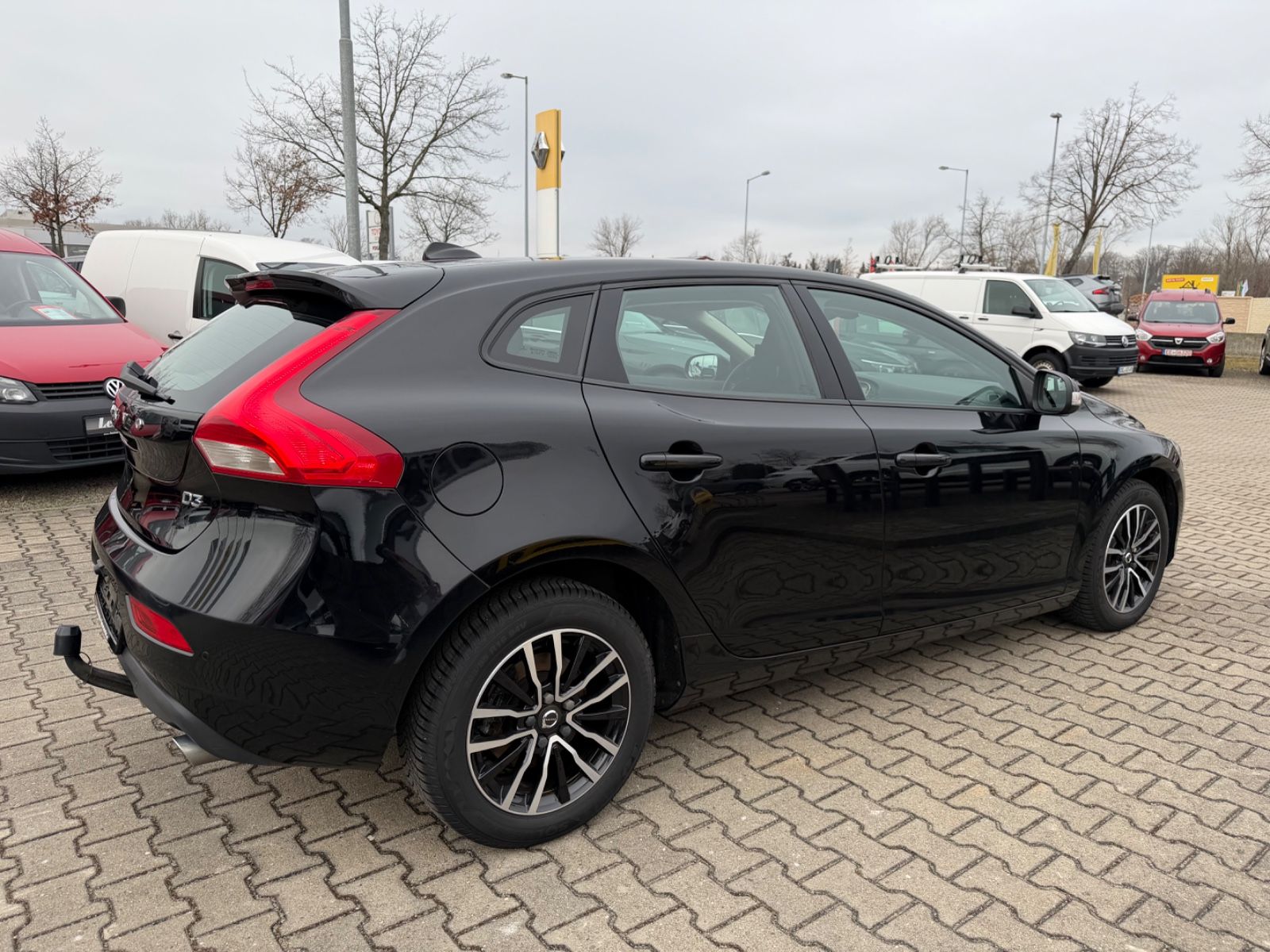 Volvo V40 Momentum 2.0 Ltr. - 110 kW Diesel foto 6