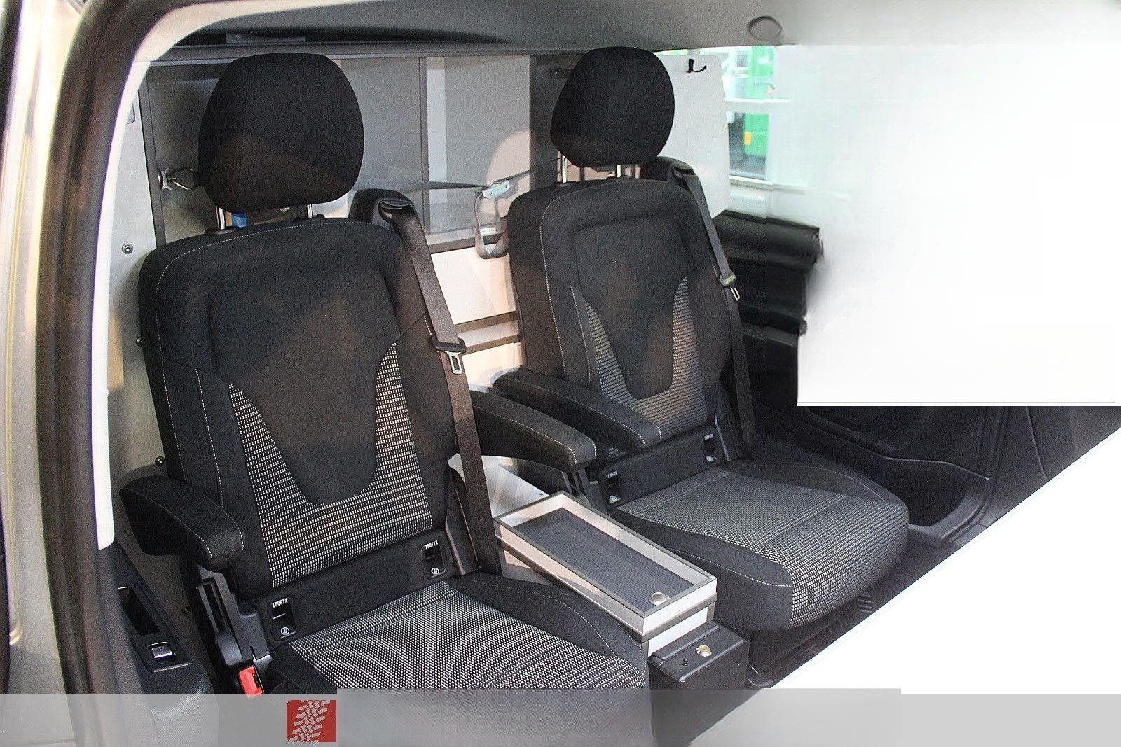 Mercedes-Benz Vito Tourer 116 lang 4Sitz AHK Büro-Wohnmobil foto 12