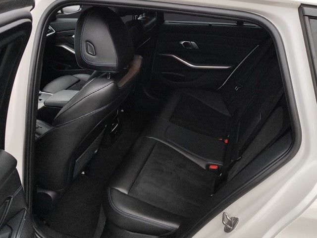 BMW 330 d xDrive M Sport*Ambiente*AHK*Hifi*Wlan*LED* foto 13