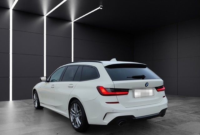 BMW 330 d xDrive M Sport*Ambiente*AHK*Hifi*Wlan*LED* foto 4