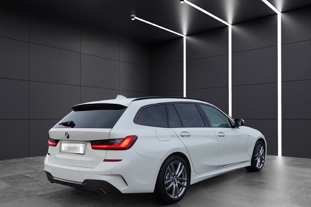 BMW 330 d xDrive M Sport*Ambiente*AHK*Hifi*Wlan*LED* foto 6