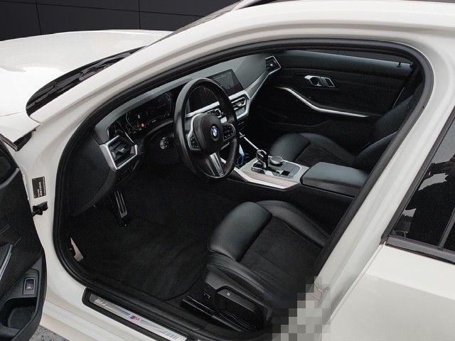 BMW 330 d xDrive M Sport*Ambiente*AHK*Hifi*Wlan*LED* foto 9