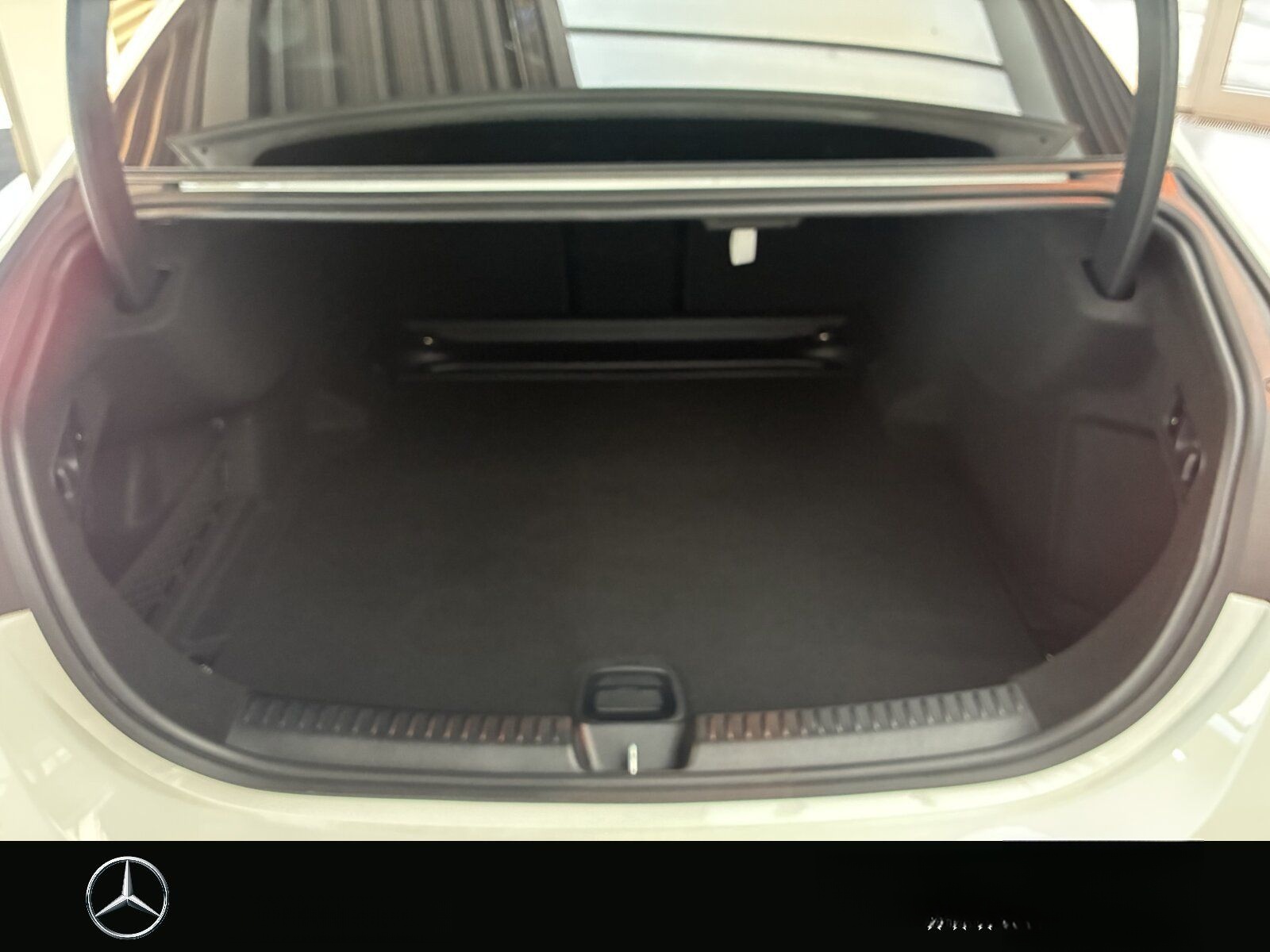 Mercedes-Benz E 220 d AMG Pano*Burm-4D*360*Digital*Memo*Distro foto 23