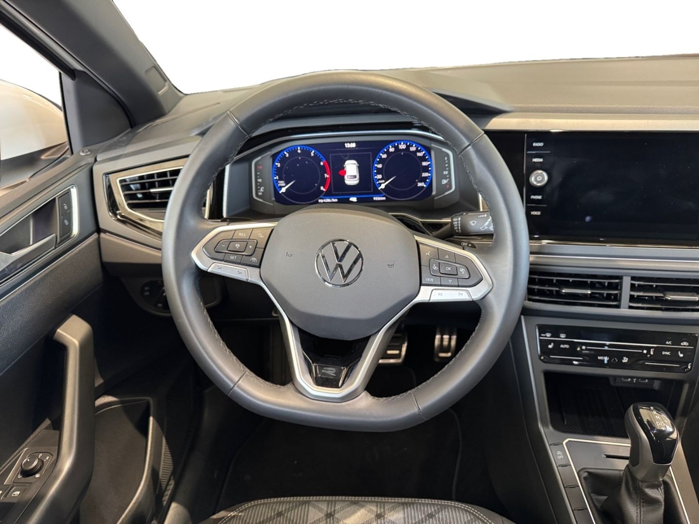 Volkswagen Taigo R-Line 1.5 TSI DSG MATRIX/NAVI/KAMERA/APP/ foto 14