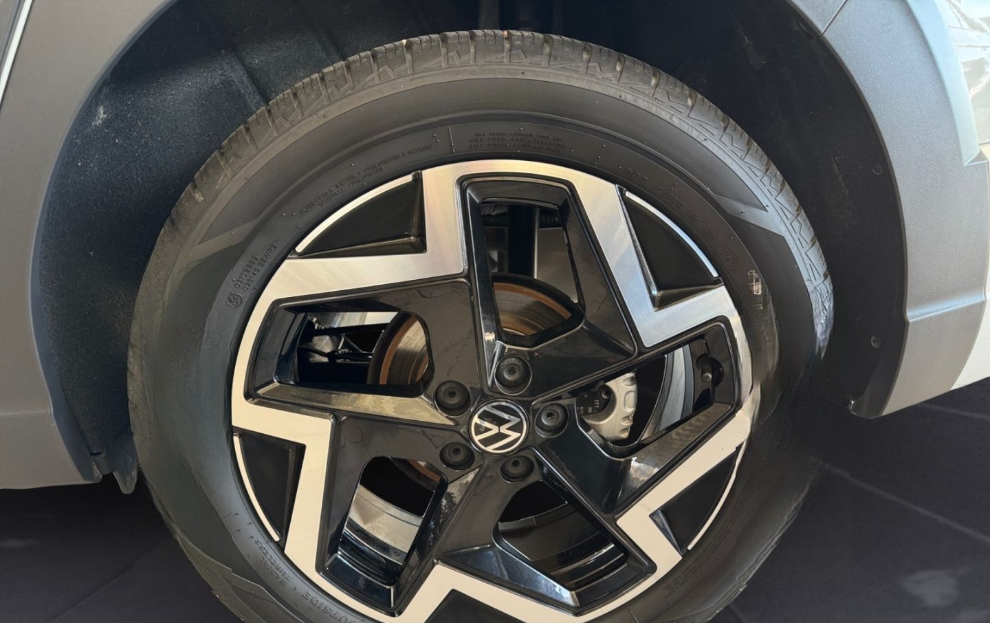 Volkswagen Taigo R-Line 1.5 TSI DSG MATRIX/NAVI/KAMERA/APP/ foto 16