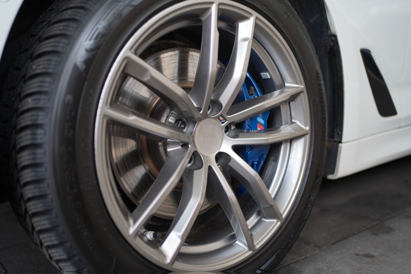 BMW 530d xDrive M Sport Standheizung+PanoramaGlasdac foto 7