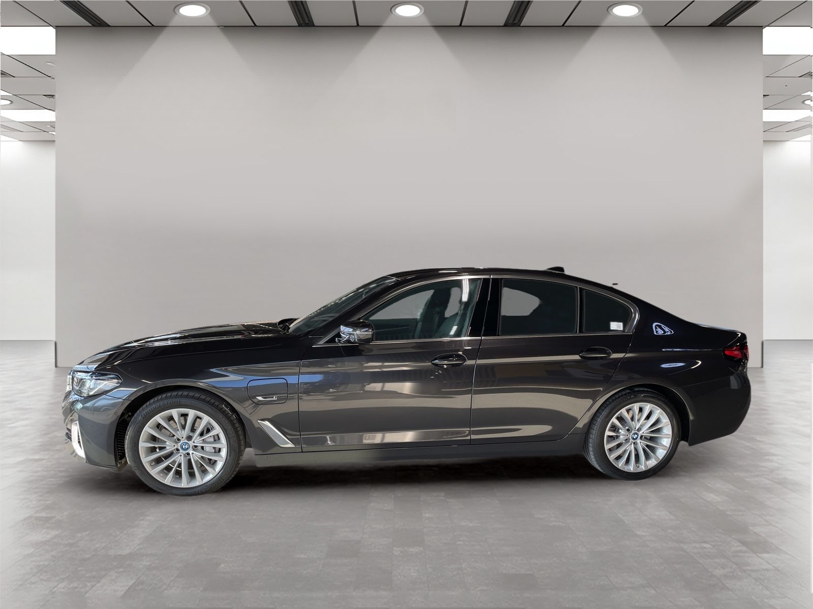 BMW 545e xDrive Limousine Massage Driv.Assist.Prof foto 3