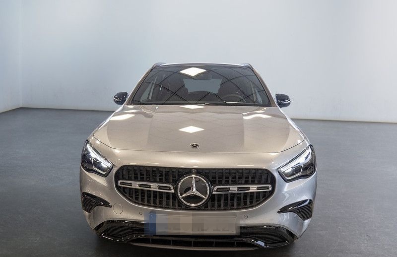 Mercedes-Benz GLA 200 NIGHT PROGRESSIVE MULTI 360 AHK DISTR foto 2