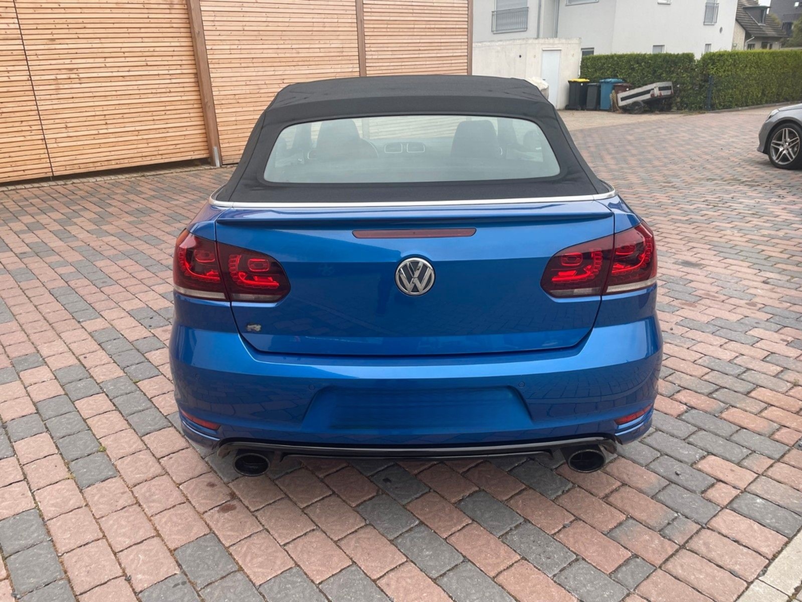 Volkswagen Golf VI Cabriolet R NAVI, PDC, Leder foto 6