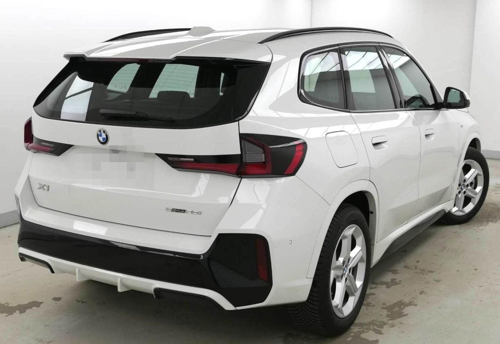 BMW X1 sDrive 20i M Sport HeadUp ACC 360°Kam eSitze foto 3
