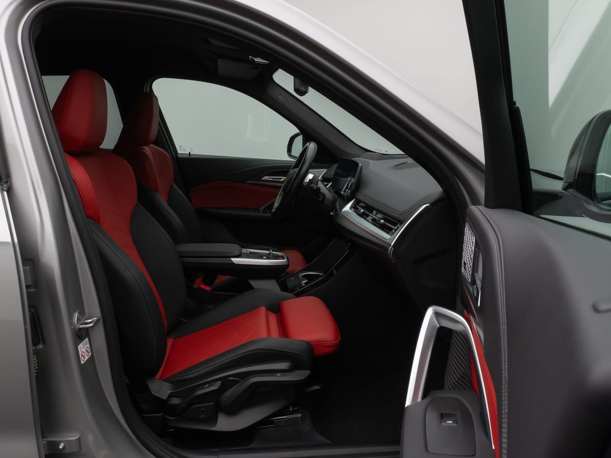 BMW X1 xD23i M Sport 360°HUD DAB H K AHK Komfort 19 foto 23