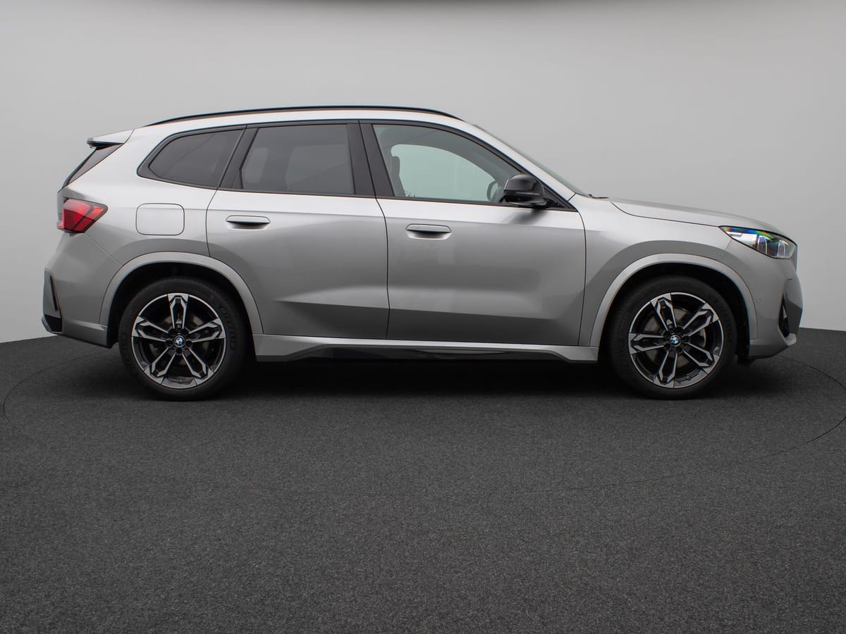 BMW X1 xD23i M Sport 360°HUD DAB H K AHK Komfort 19 foto 5