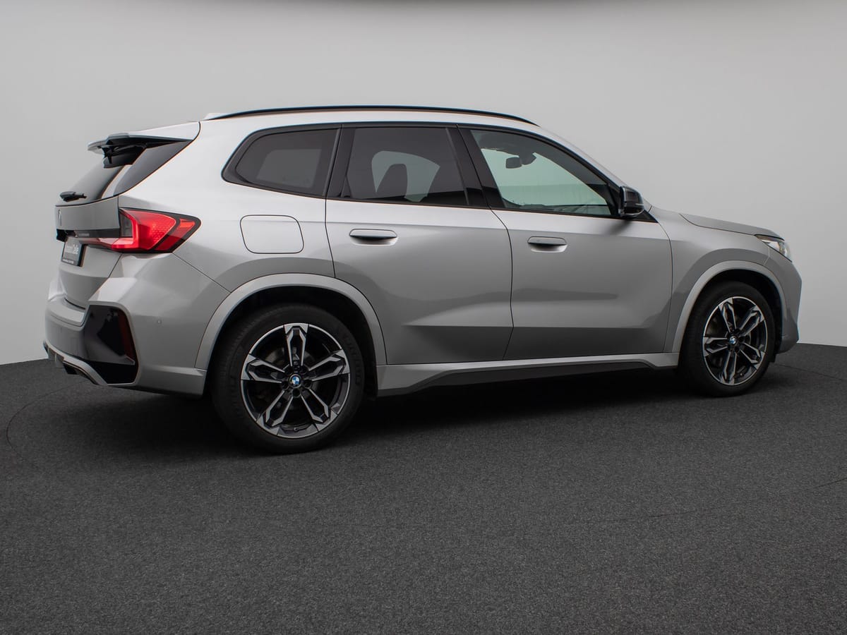 BMW X1 xD23i M Sport 360°HUD DAB H K AHK Komfort 19 foto 6