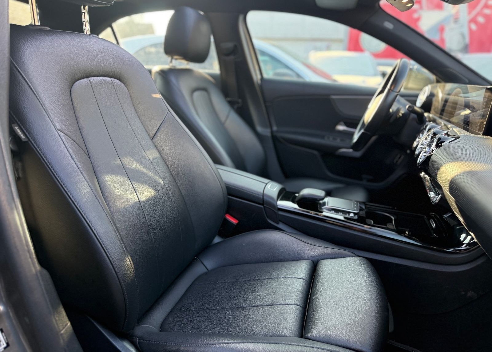 Mercedes-Benz A 180 A Limousine PANO MEMORY MULTIBEAM KAMERA foto 10