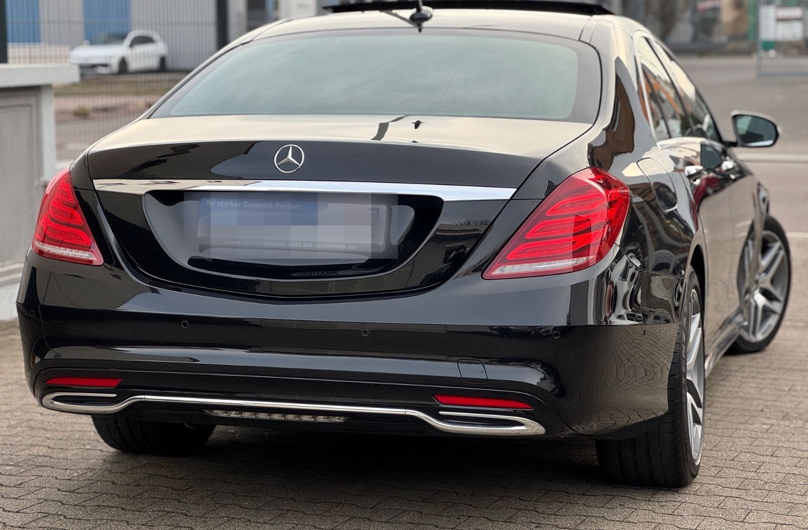 Mercedes-Benz S 350d AMG-LINE*9G*1HD*HUD*PANO*MASSA*DISTR*360° foto 17