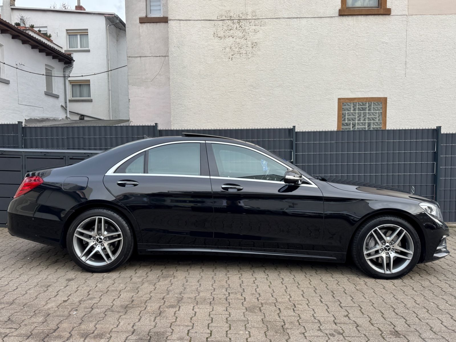 Mercedes-Benz S 350d AMG-LINE*9G*1HD*HUD*PANO*MASSA*DISTR*360° foto 25