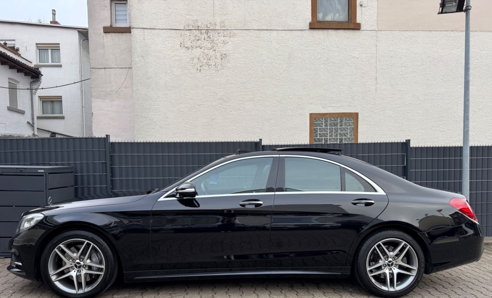 Mercedes-Benz S 350d AMG-LINE*9G*1HD*HUD*PANO*MASSA*DISTR*360° foto 9