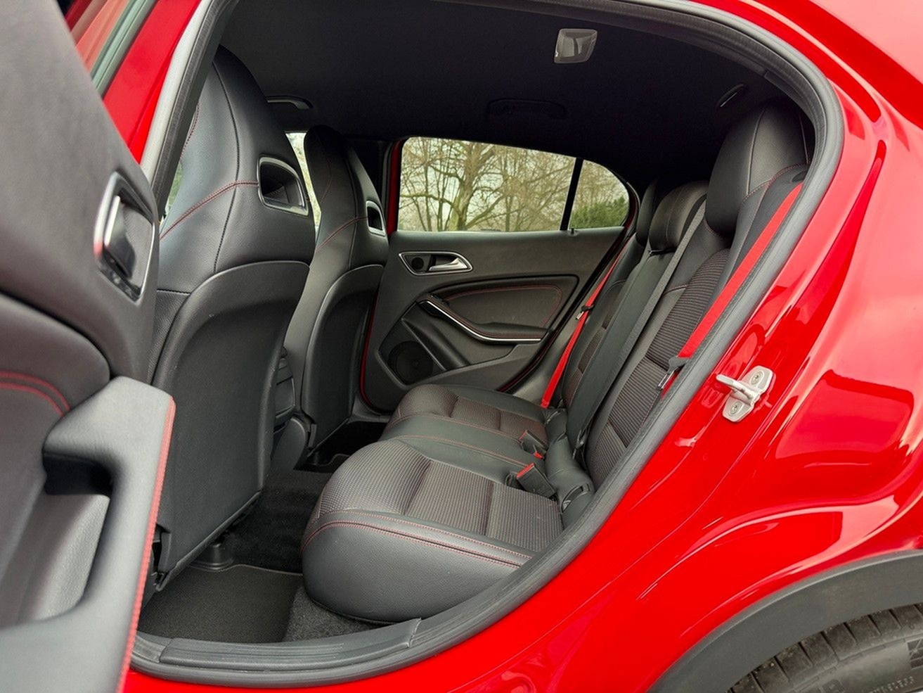 Mercedes-Benz GLA 45 AMG 4M 1.Hand DTR/Leder/Kamera/20'/Night foto 47