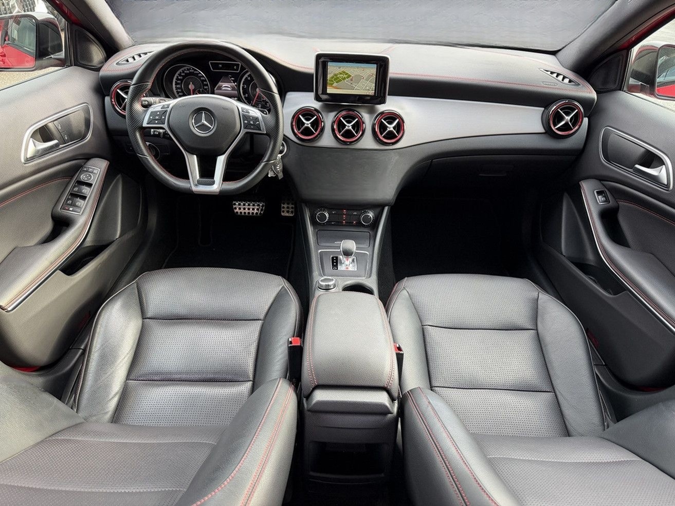 Mercedes-Benz GLA 45 AMG 4M 1.Hand DTR/Leder/Kamera/20'/Night foto 9