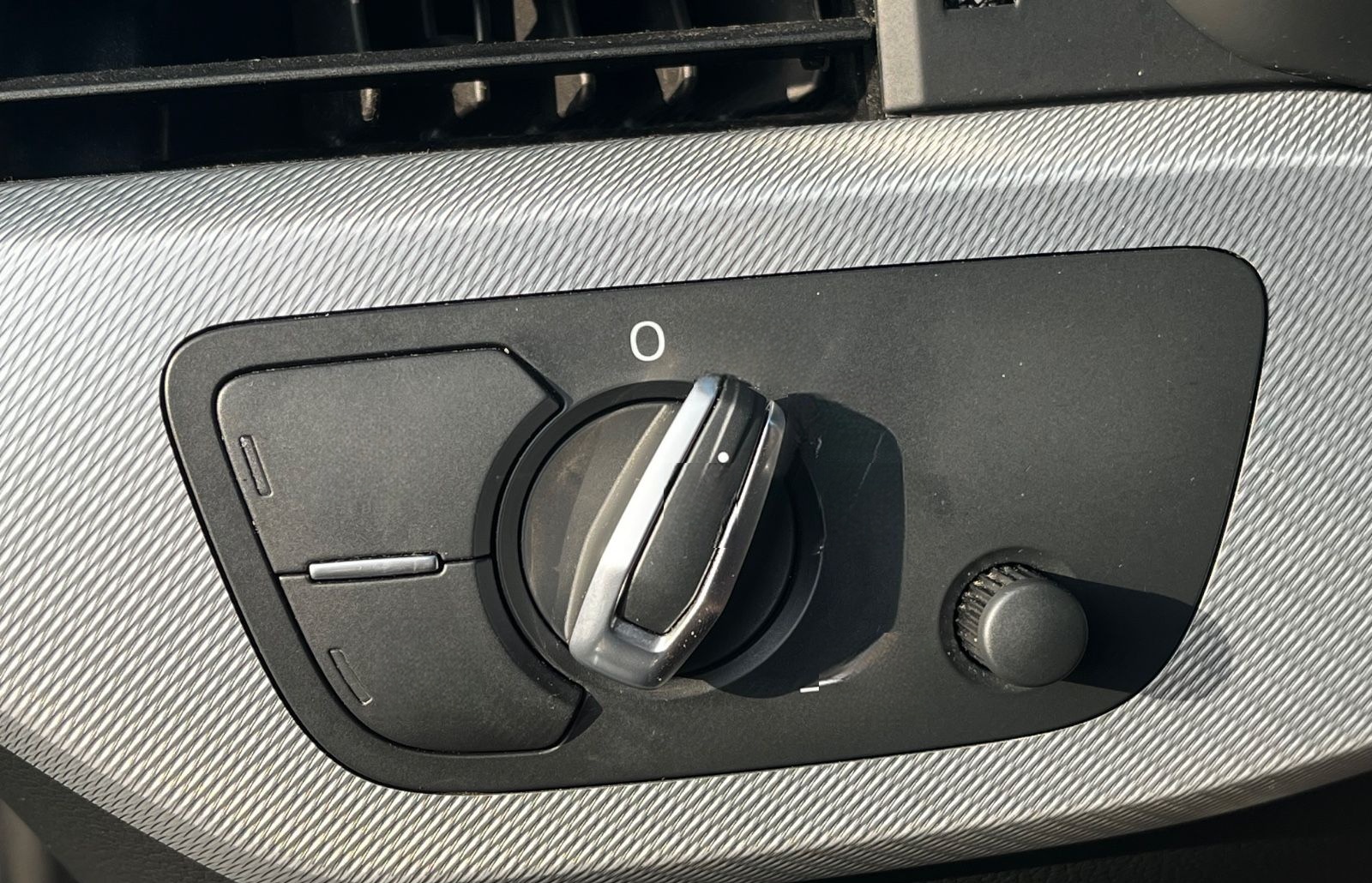 Audi A4 Lim. 35 TDI sport *Xenon/Navi/PDC* foto 18