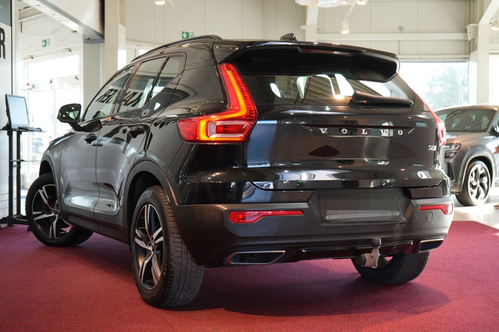 Volvo XC 40 T4 Geartronic R-Design *LED*Virtual*Navi* foto 2