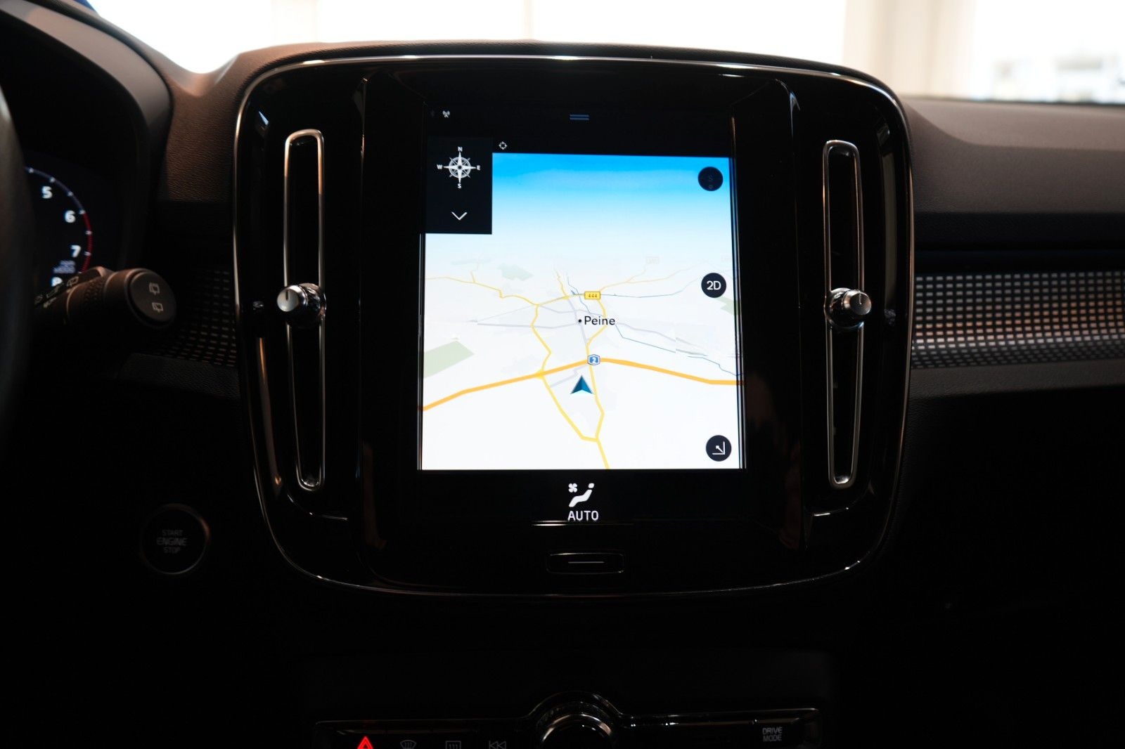 Volvo XC 40 T4 Geartronic R-Design *LED*Virtual*Navi* foto 14