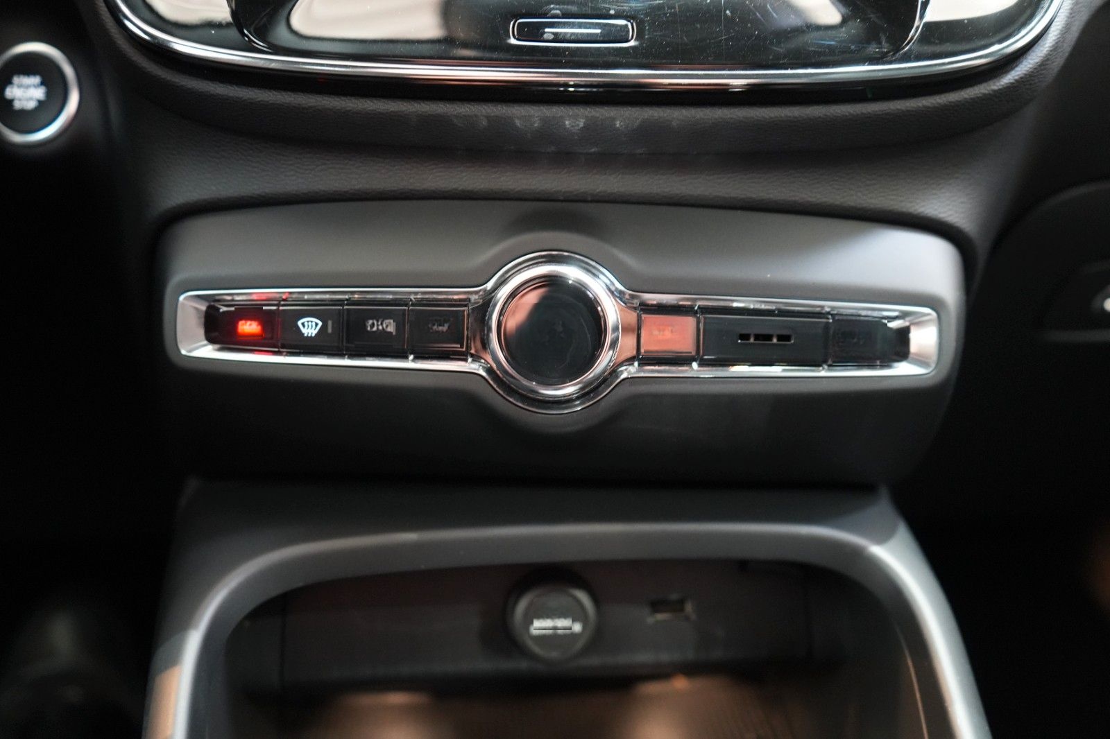 Volvo XC 40 T4 Geartronic R-Design *LED*Virtual*Navi* foto 17