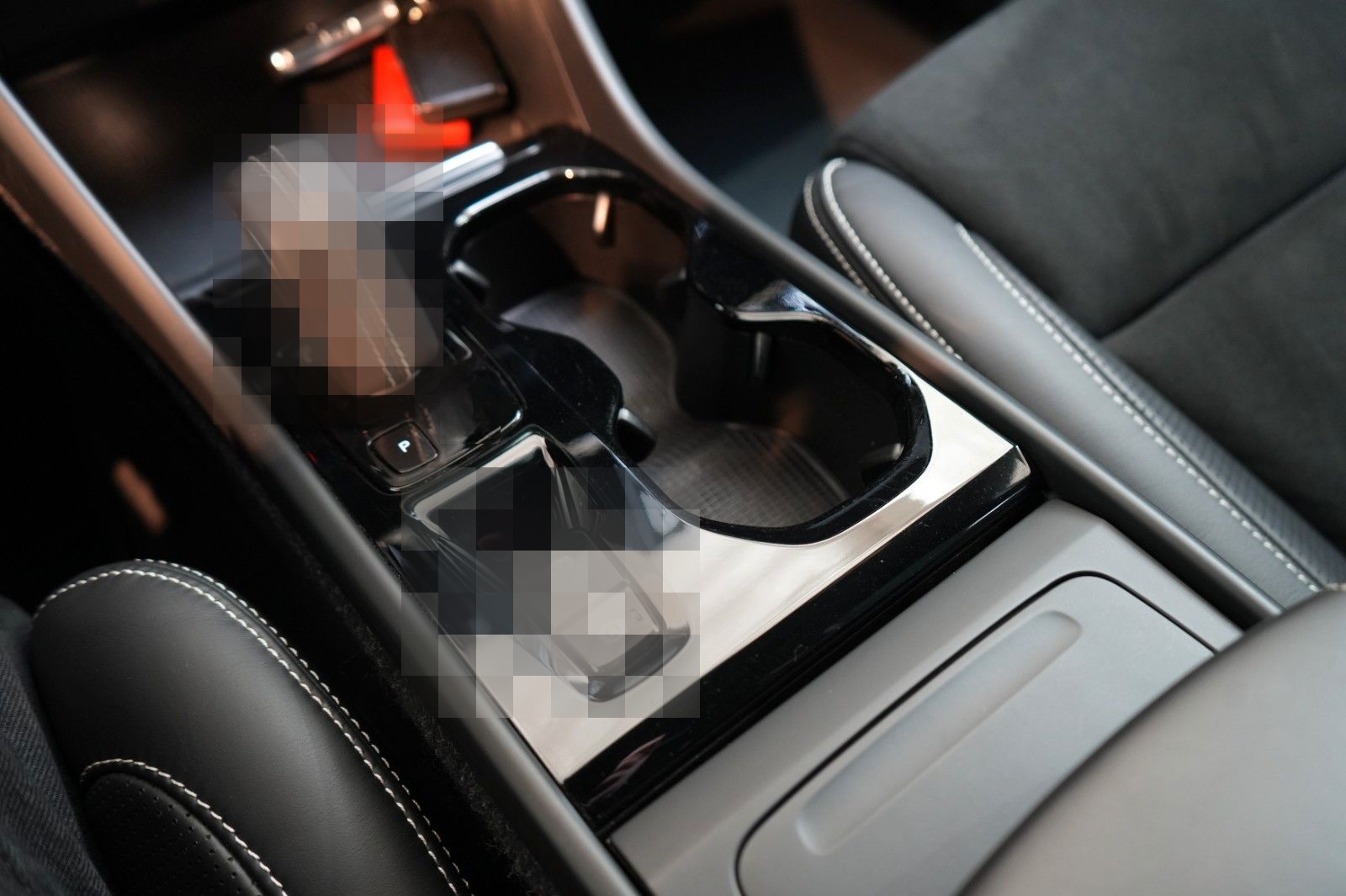 Volvo XC 40 T4 Geartronic R-Design *LED*Virtual*Navi* foto 18