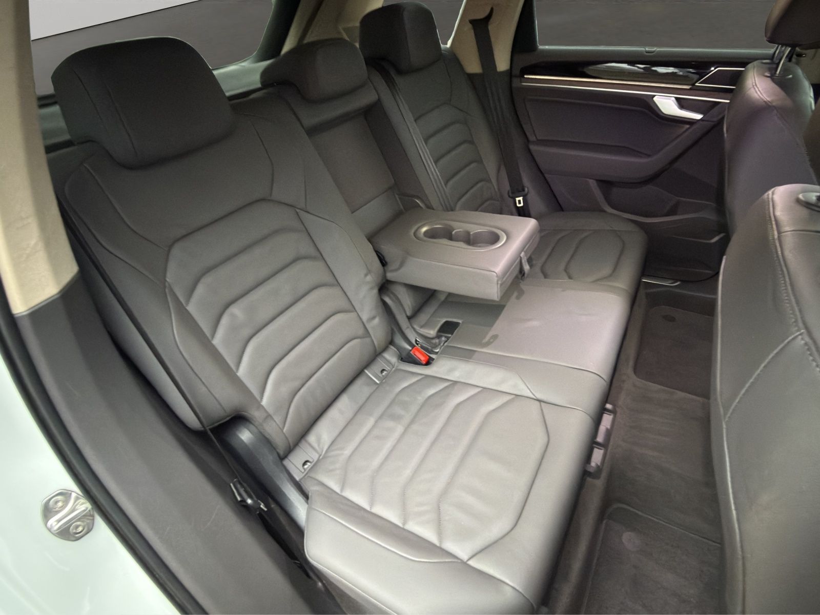 Volkswagen Touareg 3.0 TDI 4M Tiptronic STANDHZ+AHK+MATRIX foto 15