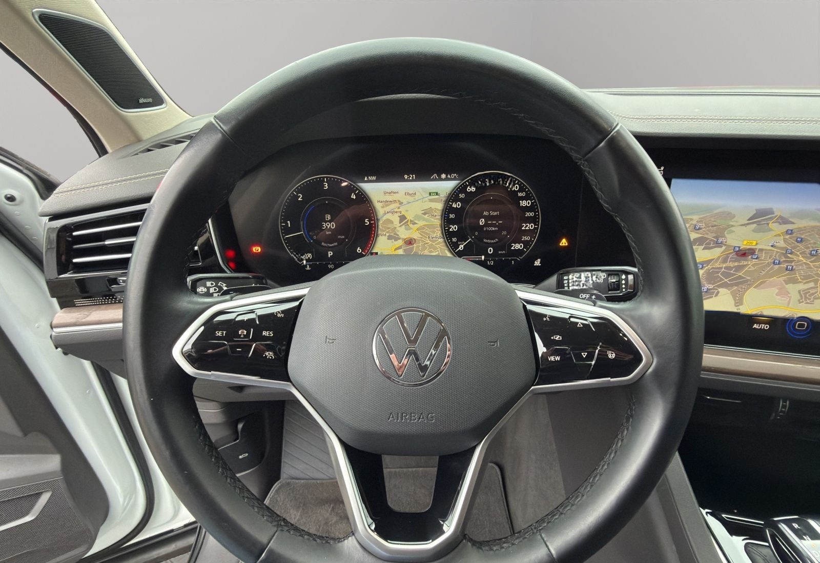 Volkswagen Touareg 3.0 TDI 4M Tiptronic STANDHZ+AHK+MATRIX foto 10