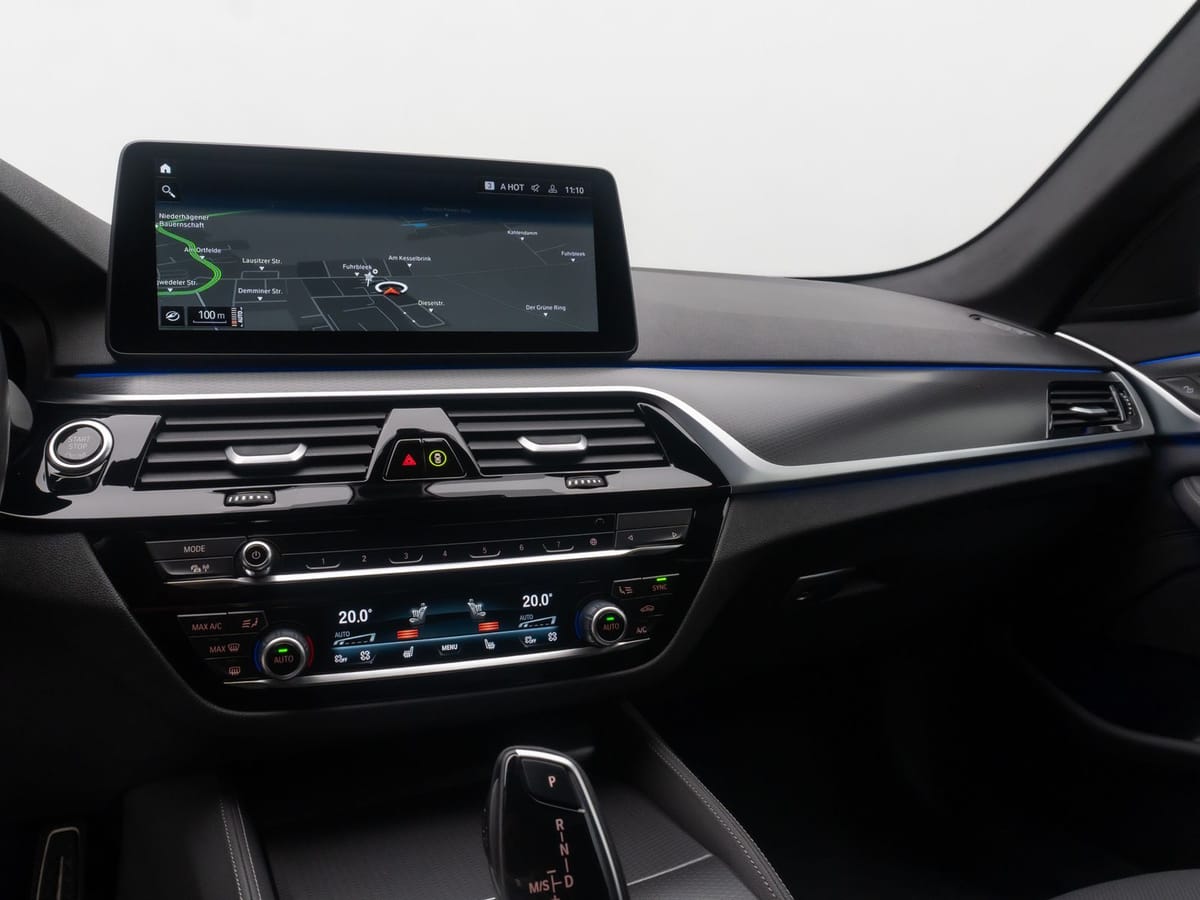 BMW 530i M Sport Kamera HUD DAB Alarm HiFi 4xKlima foto 22