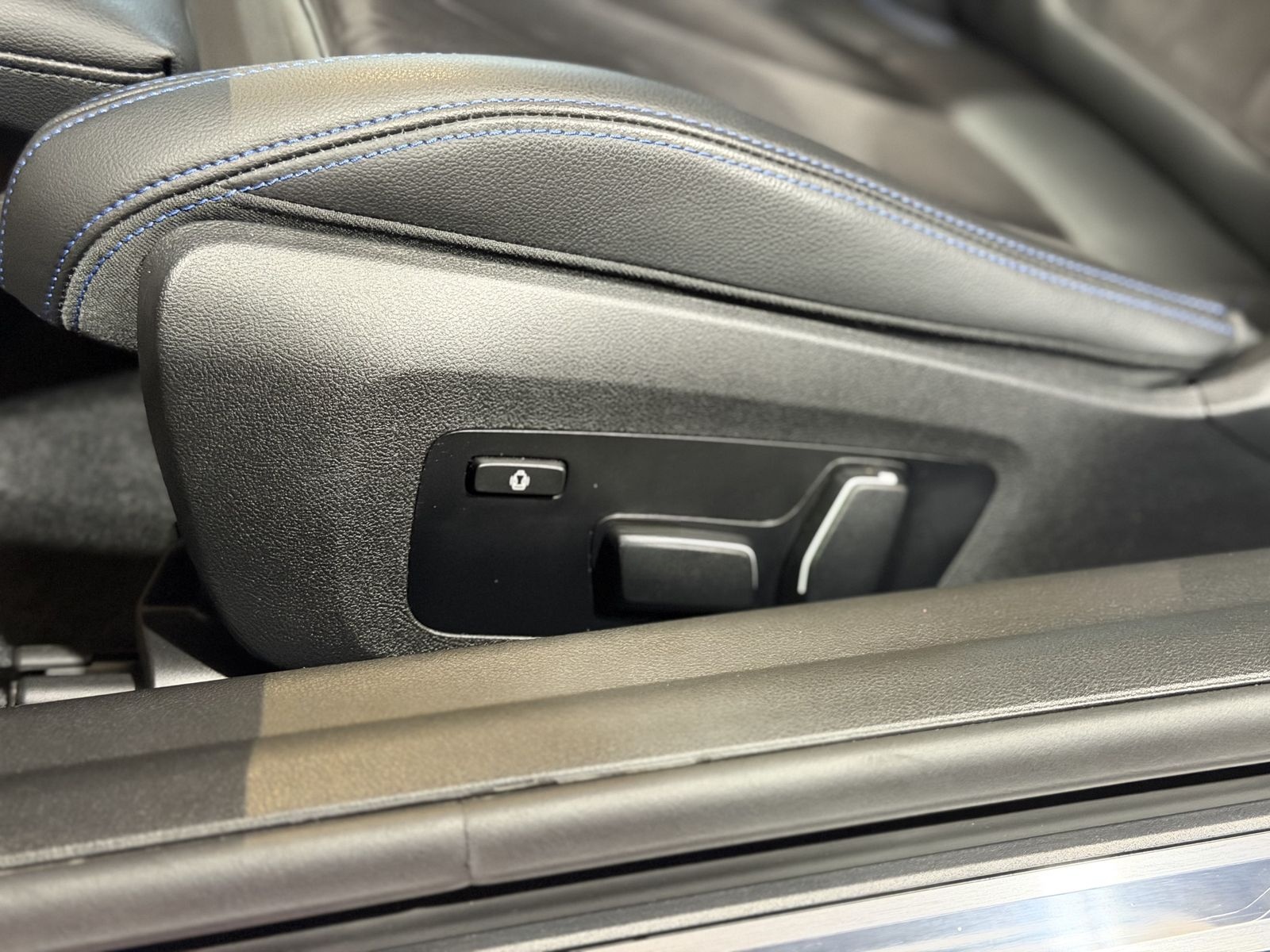 BMW M2 CARBON-DACH*HUD*CARPLAY*SHADOW-LINE*H/K*LED foto 25