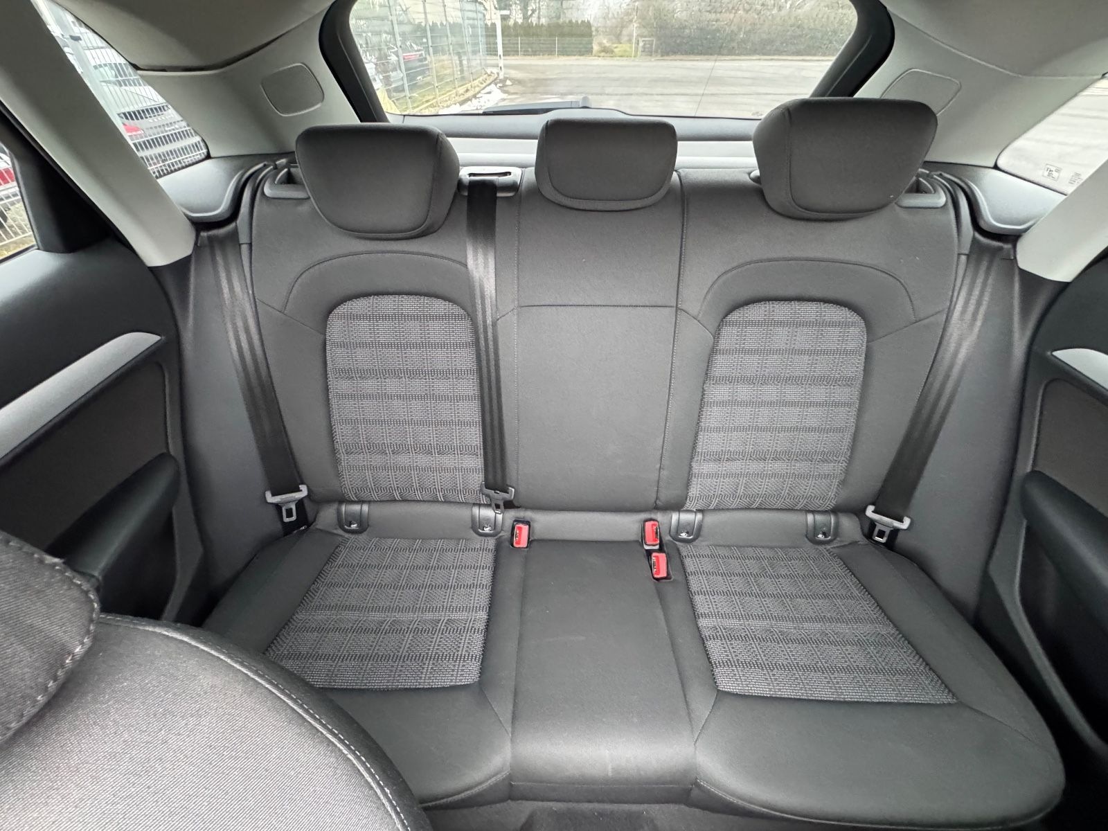 Audi Q3 sport Ultra 1.4 TFSI *LED*RFK*S-LINE*PANO foto 34