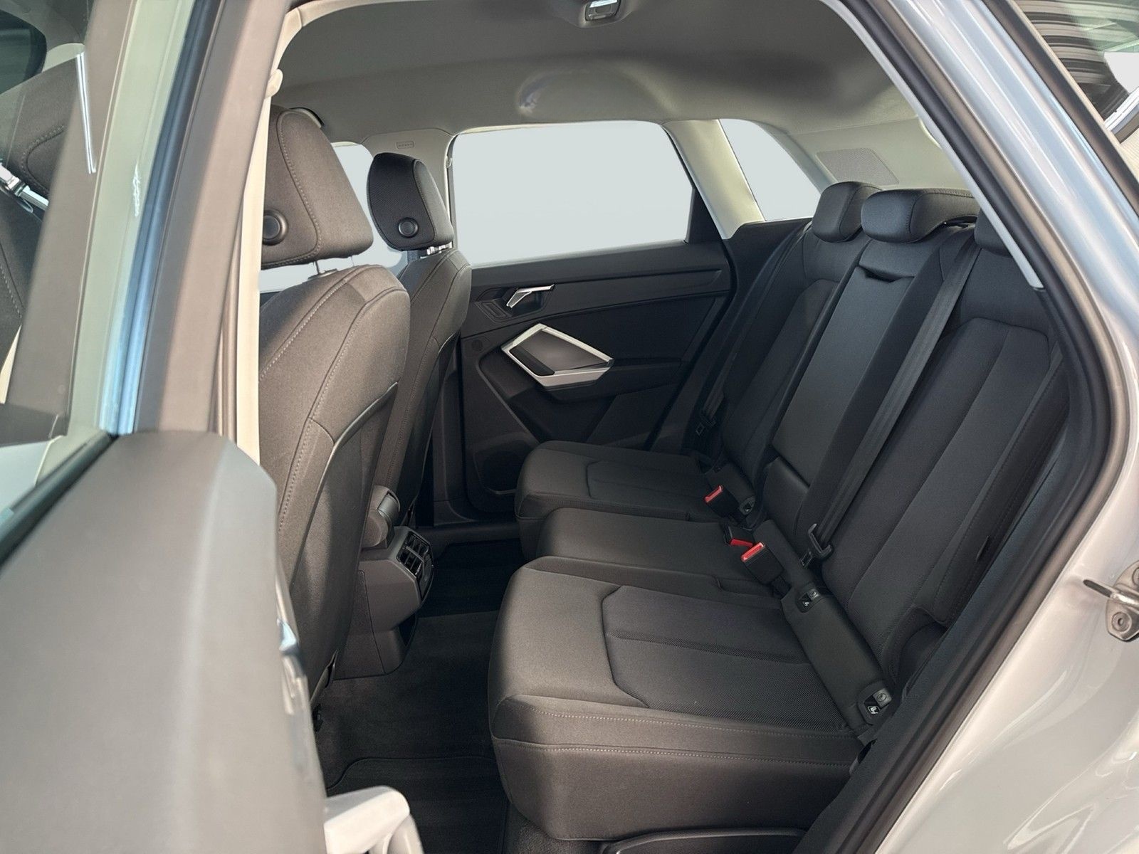 Audi Q3 35 advanced ACC ALU18" eKLAPPE NAVI+ foto 9