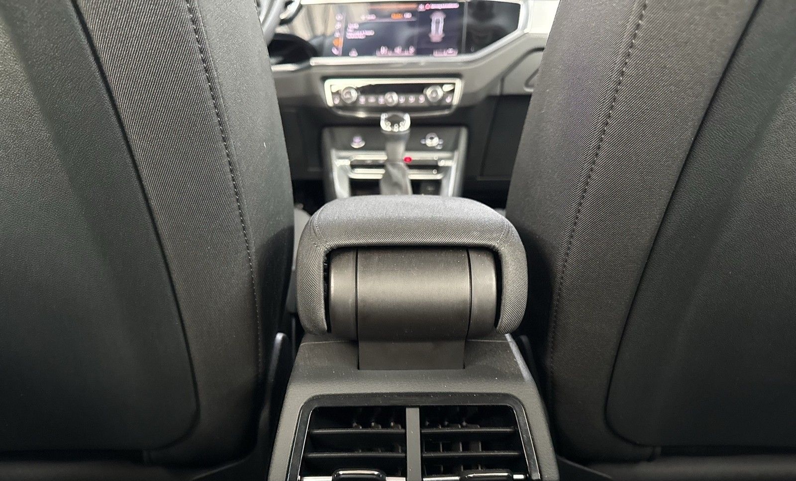 Audi Q3 35 advanced ACC ALU18" eKLAPPE NAVI+ foto 10