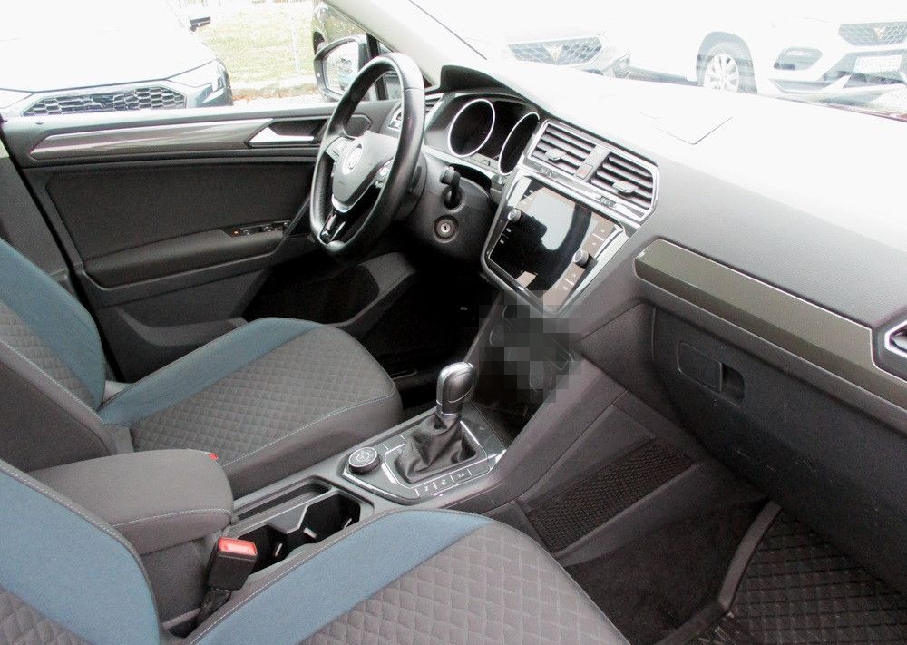 Volkswagen Tiguan 2.0 TDI SCR DSG 4M IQ.DRIVE AHK Navi foto 12
