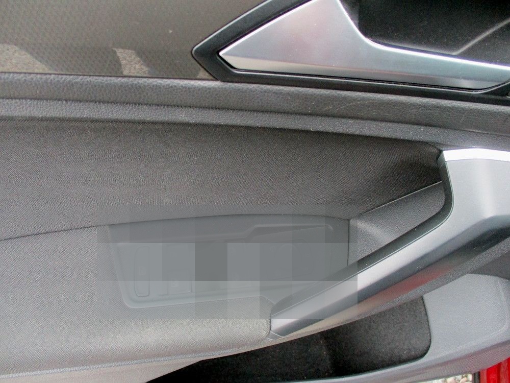 Volkswagen Tiguan 2.0 TDI SCR DSG 4M IQ.DRIVE AHK Navi foto 14