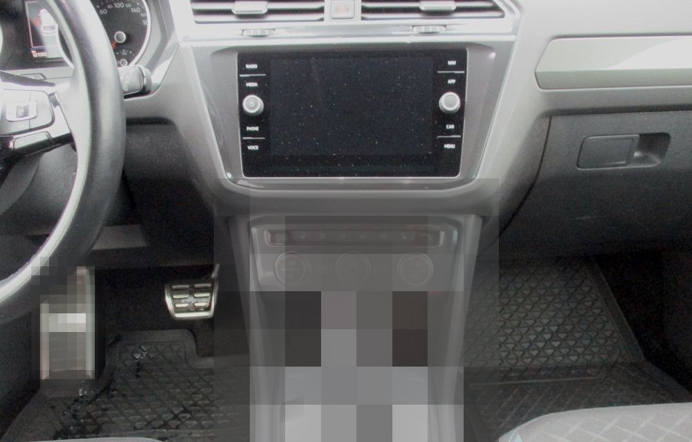 Volkswagen Tiguan 2.0 TDI SCR DSG 4M IQ.DRIVE AHK Navi foto 10