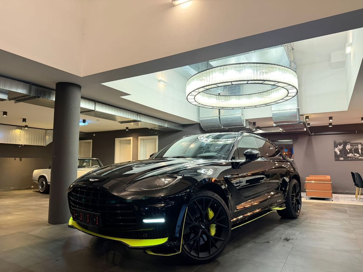 Aston Martin DBX 707 SPECIAL AMR 24 F1 2025 FACELIFT