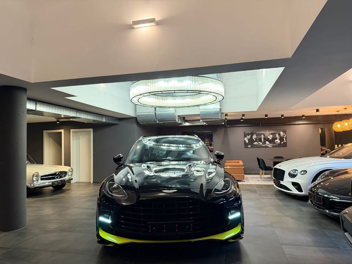 Aston Martin DBX 707 SPECIAL AMR 24 F1  2025 FACELIFT foto 5