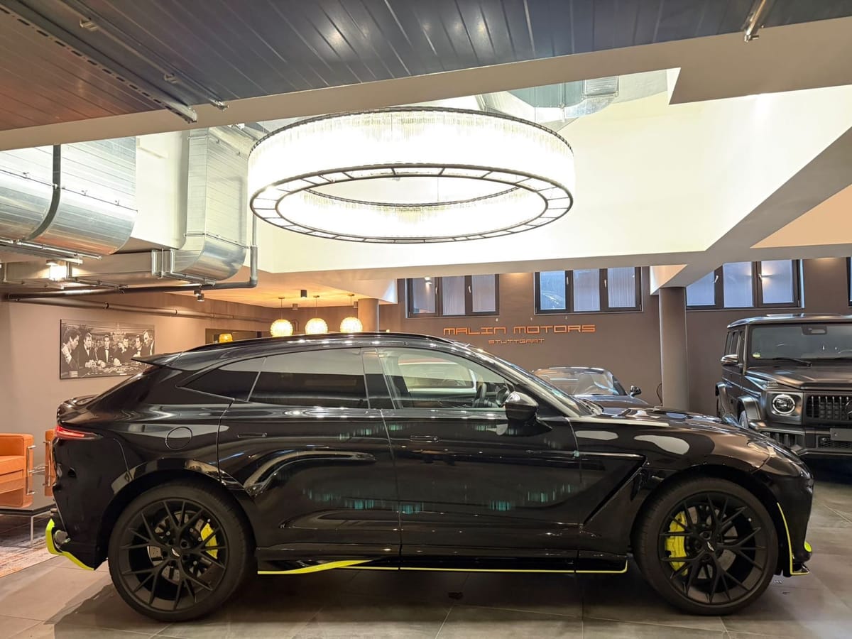 Aston Martin DBX 707 SPECIAL AMR 24 F1  2025 FACELIFT foto 7