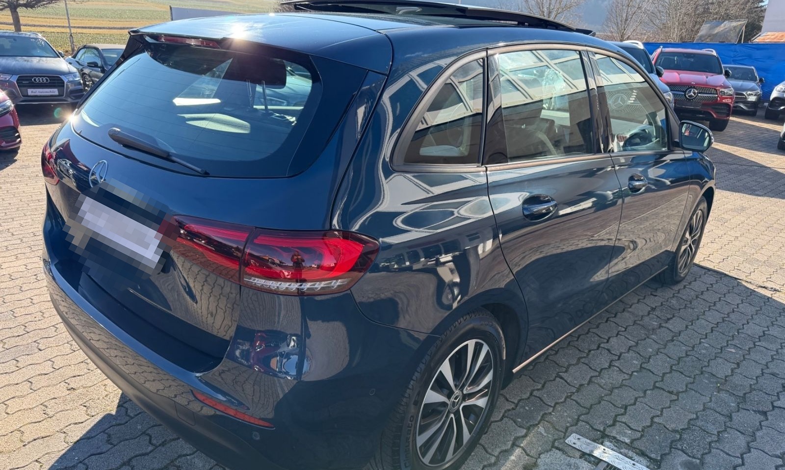 Mercedes-Benz B 180 d PANO LEDER NAVI KAMERA AUTOMATIK foto 9