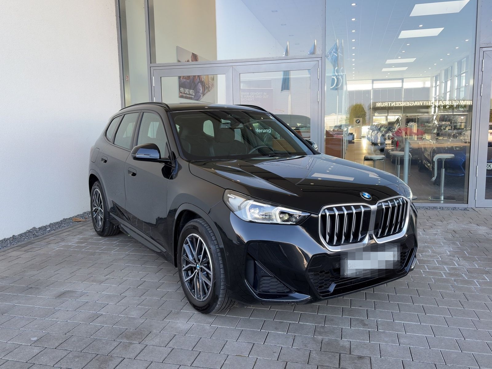 BMW X1 xDrive23i M Sportpaket HUD.Park+.Navi.DriveA. foto 2